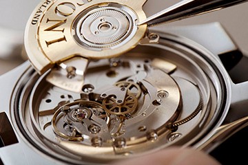 东莞江诗丹顿表售后清洗保养